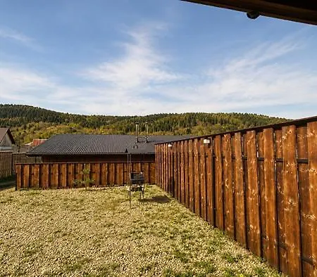 Prozori Boiky Apartmán Lopushanka-Khomyna